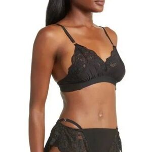 We are HAH Ladies Black Lace Lounge Bralette‎ NWT Small